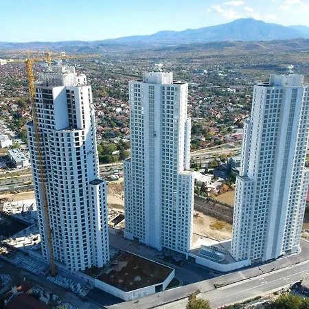28th Floor With Unique View